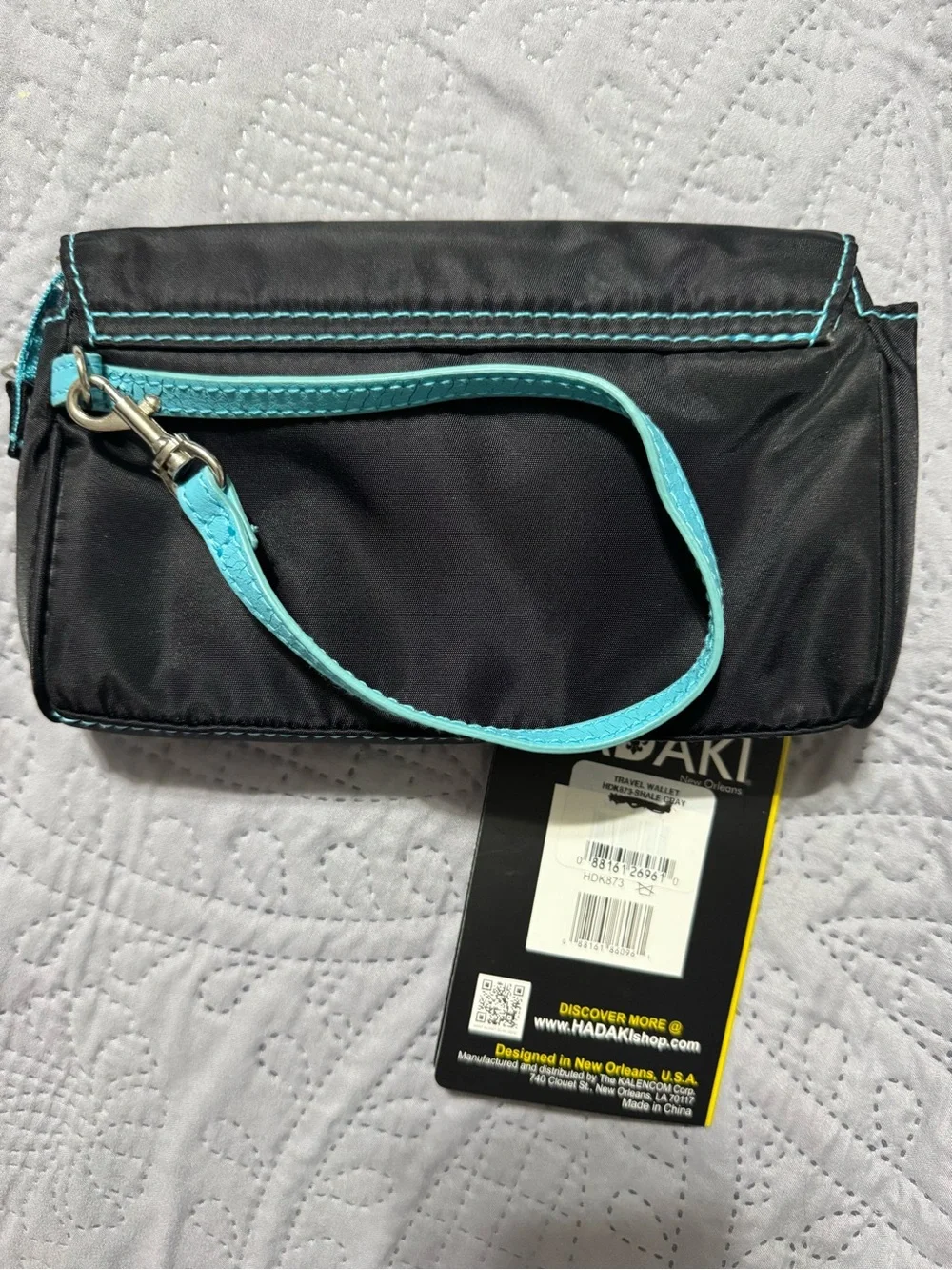 Hadaki Wallet Wristlet Black & Teal Nylon